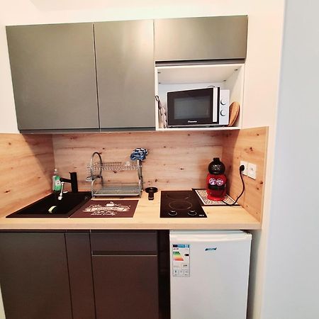 Studio Alpha - 2Min By Train To Disneyland Or 20Min Walk - 5Min Walk To "Val D'Europe" Station Montevrain Ngoại thất bức ảnh