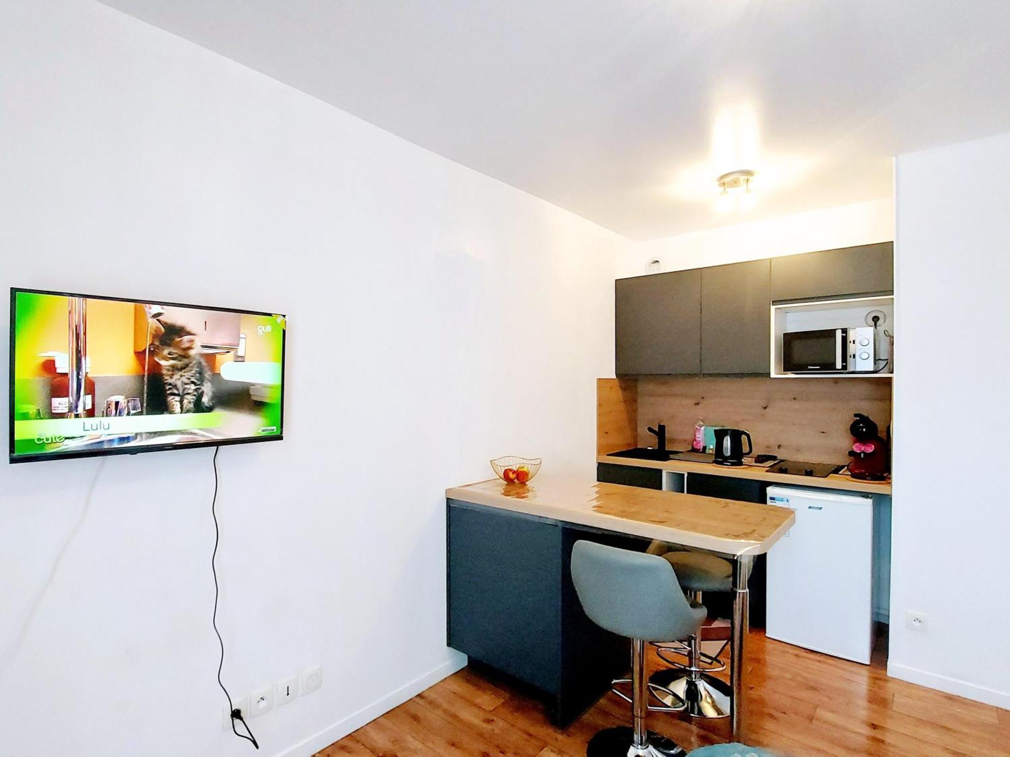Studio Alpha - 2Min By Train To Disneyland Or 20Min Walk - 5Min Walk To "Val D'Europe" Station Montevrain Ngoại thất bức ảnh