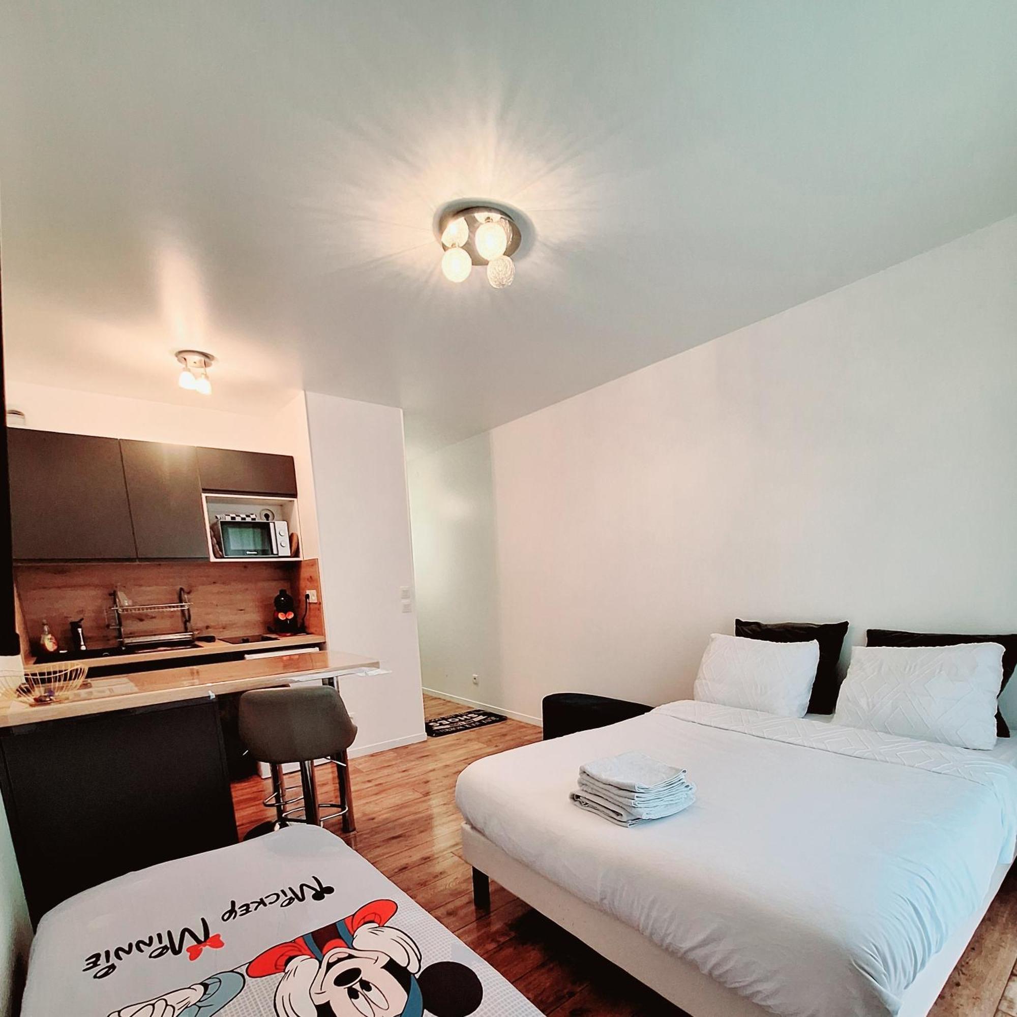 Studio Alpha - 2Min By Train To Disneyland Or 20Min Walk - 5Min Walk To "Val D'Europe" Station Montevrain Ngoại thất bức ảnh
